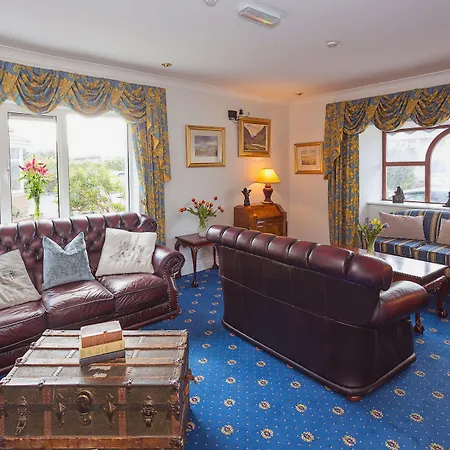 Abbey Lodge-2